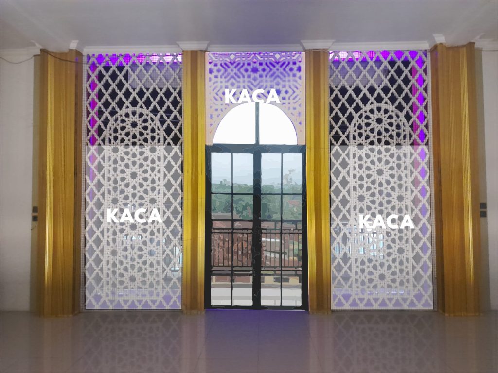 Daun Pintu dan Sayap Kaca